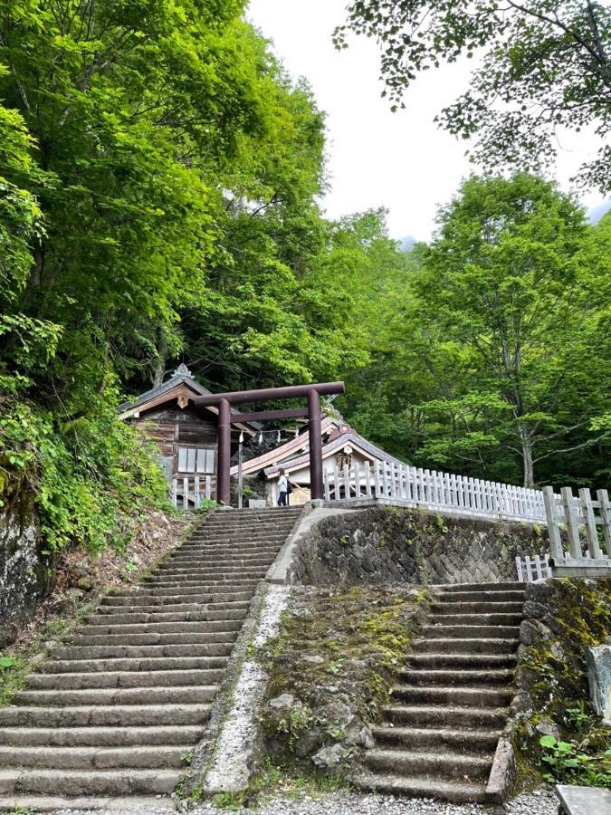 宿屋白金家 Yadoya-Shiroganeya 1日1組限定2名から8名様まで 全館貸切り 伝統的建造物の旅籠宿 Traditional Culture Experience Нагано Экстерьер фото