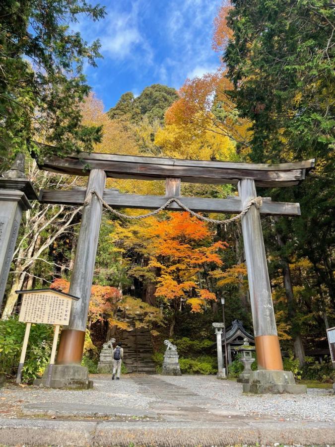 宿屋白金家 Yadoya-Shiroganeya 1日1組限定2名から8名様まで 全館貸切り 伝統的建造物の旅籠宿 Traditional Culture Experience Нагано Экстерьер фото