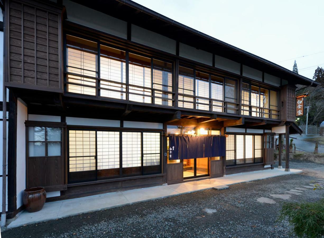 宿屋白金家 Yadoya-Shiroganeya 1日1組限定2名から8名様まで 全館貸切り 伝統的建造物の旅籠宿 Traditional Culture Experience Нагано Экстерьер фото